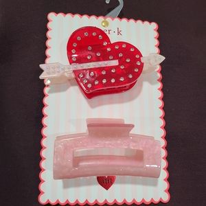 Cute Piper K xoxo red arrowed heart and glittery sparkling pink hair claw clips